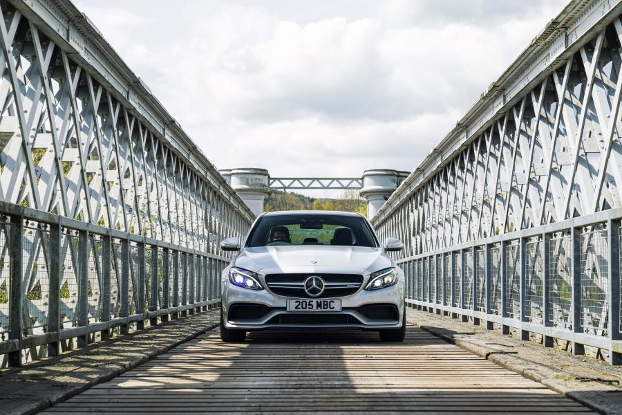  Mercedes-AMG C63 S 2015 года  (UK) (фото 30 из 30)